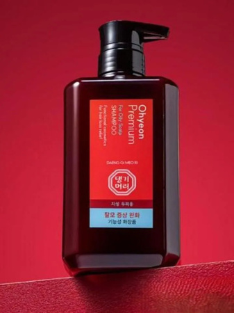 Охлаждающий шампунь Daeng Gi Meo Ri Ohyeon Premium For Oily Scalp Shampoo 500мл