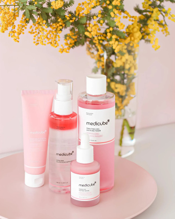 Успокаивающий тонер с ПДРН и центеллой medicube PDRN Pink CICA Soothing Toner 250мл