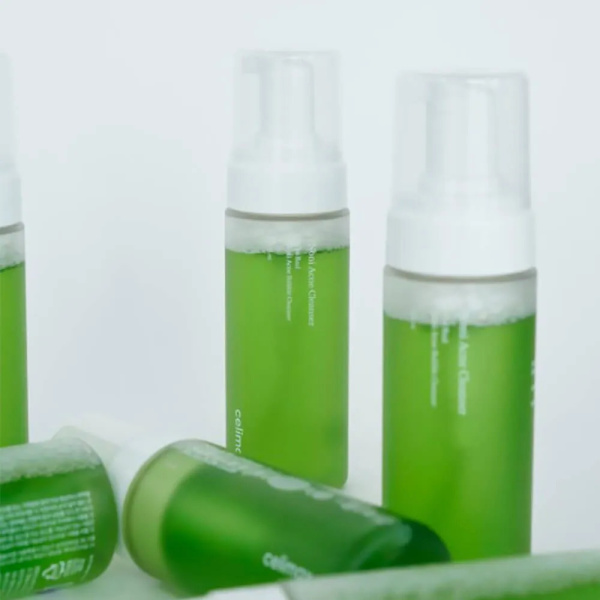 Мягкая очищающая пенка на основе нони Celimax The Real Noni Acne Bubble Cleanser 150мл